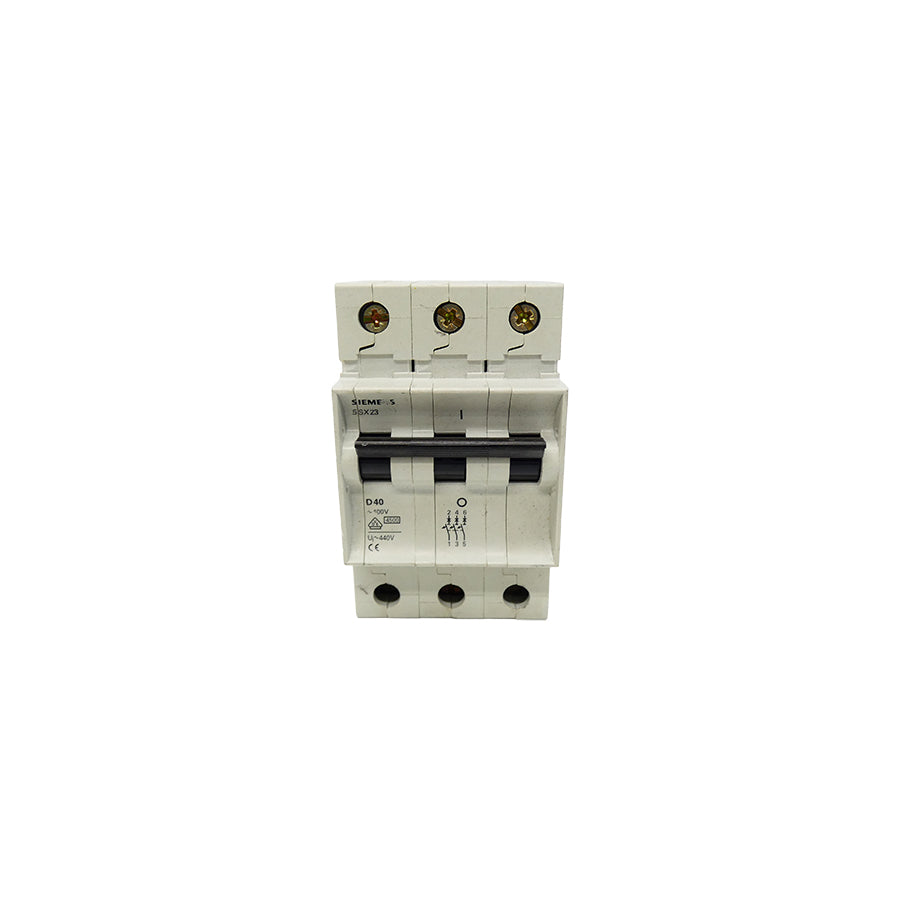 SIEMENS 5SX23D40 5SX2340-8 400V 40A UNMP