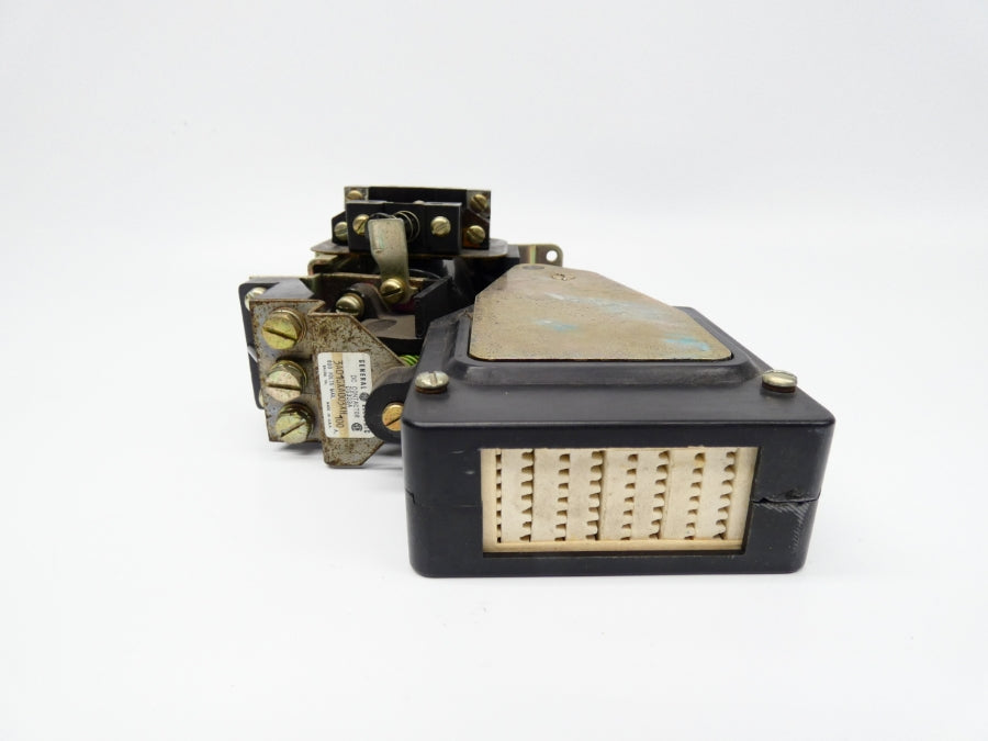 GENERAL ELECTRIC DS303A3A01GXA003XH 115/120V 100A UNMP