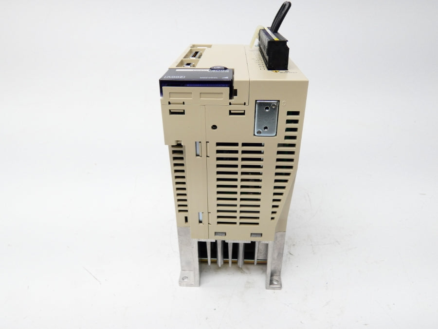 YASKAWA SGDS-15A05A 200-230V 7.3A NSMP