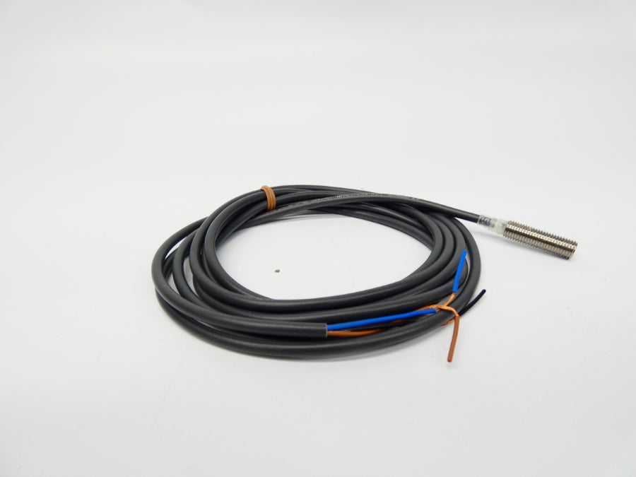 OMRON E2EM-X2C1 12-24VDC NSNP