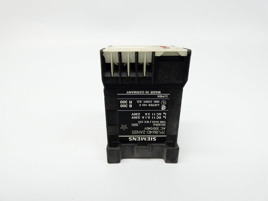 SIEMENS 7PU8640-2AN20 200/240V 3A 10S-10H UNMP