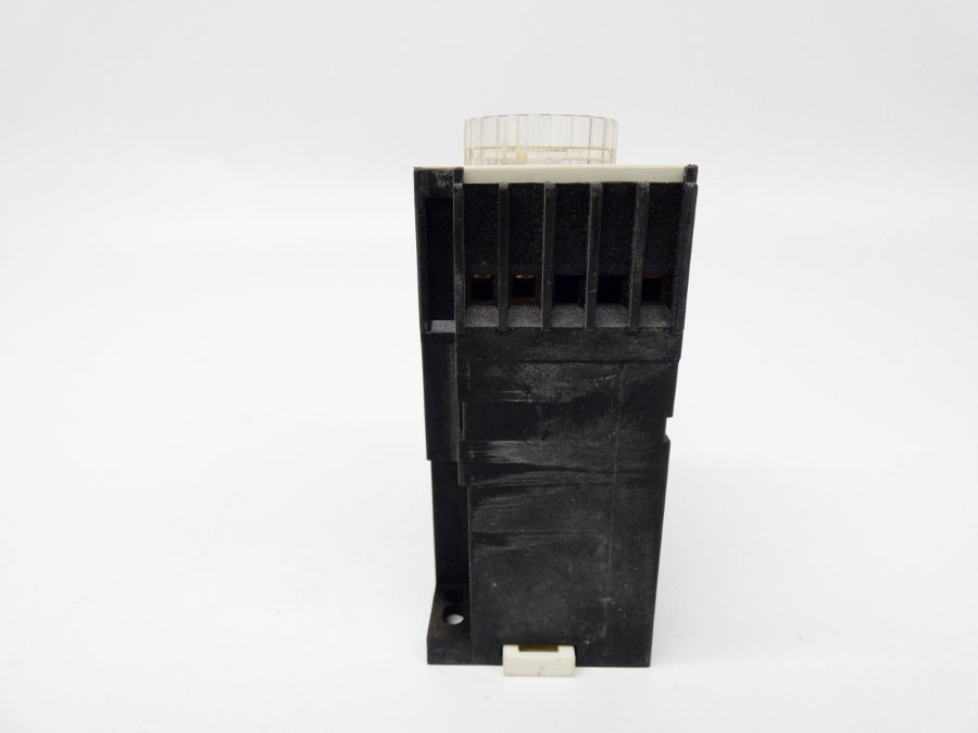 SIEMENS 7PR1040-7AM00 220/230VAC 2A 0-20S UNMP