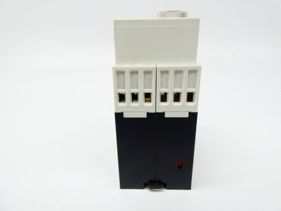 SIEMENS 3UG3012-1AP50 400VAC 8A 0.5-10S UNMP