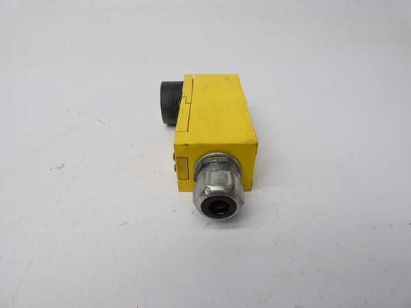 BANNER ENGINEERING EV 120VAC (AS IS) UNMP