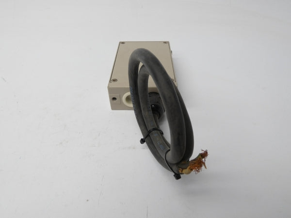 OMRON E3B-D1K-US 250VAC 5A UNMP