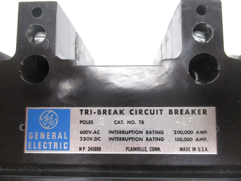 GENRAL ELECTRC TB42F300 600V 300A NSNP