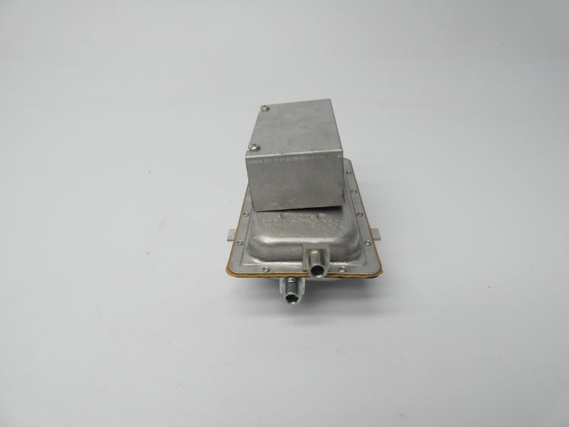 COLUMBUS ELECTRIC RH3A 125-250VAC 15A .5PSI UNMP
