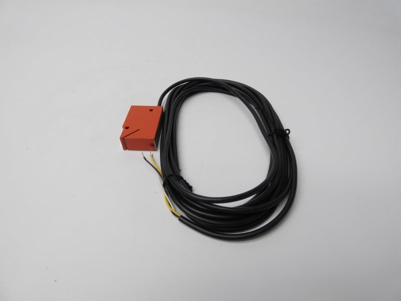 LEUZE ELECTRONIC RK18/4G 24VDC NSNP