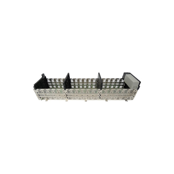 ALLEN BRADLEY 1756-A17 SER. B REV. L01 24VDC 15A UNMP