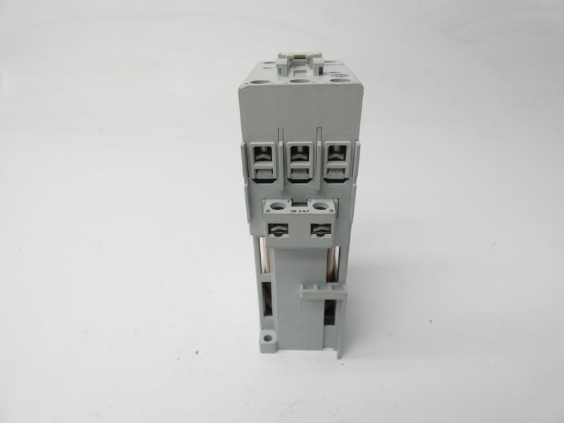 ALLEN BRADLEY 100-C30ZJ00 SER. C 24VDC 65A UNMP
