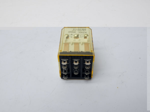 IDEC RR3B-UL 240VAC UNMP