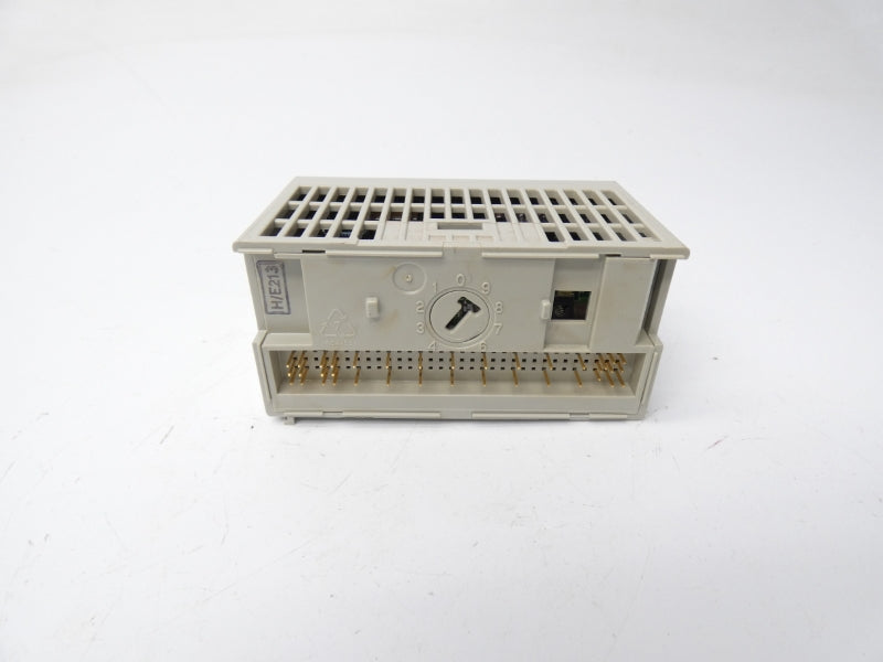 ALLEN BRADLEY 1794-OE4 SER. B REV. A01 24VDC UNMP