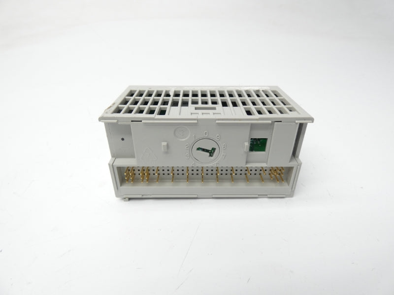 ALLEN BRADLEY 1794-IV16 SER. A REV. B02 10-31.2VDC UNMP