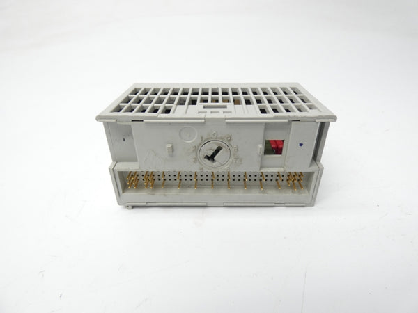 ALLEN BRADLEY 1794-OW8 SER. A REV. A01 250VDC 2A UNMP