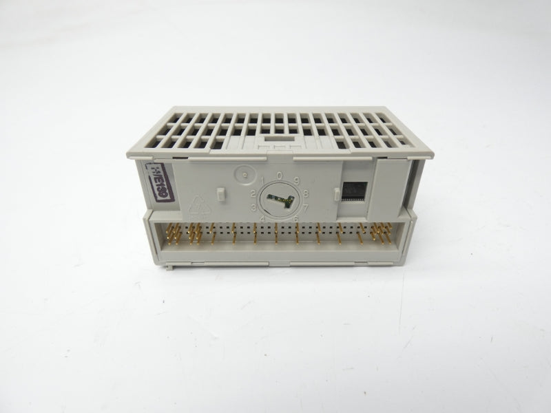 ALLEN BRADLEY 1794-OB16P SER. A REV. A01 10-31.2VDC UNMP