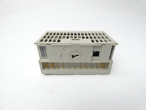 ALLEN BRADLEY 1794-OA8 SER. A REV. B01 120VAC 4.0A UNMP