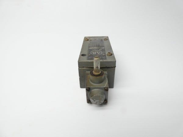 ALLEN BRADLEY 802X-A4 SER. C 600V 6A UNMP