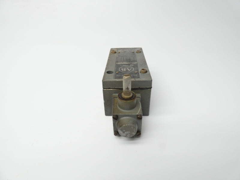 ALLEN BRADLEY 802X-A4 SER. C 600V 6A UNMP