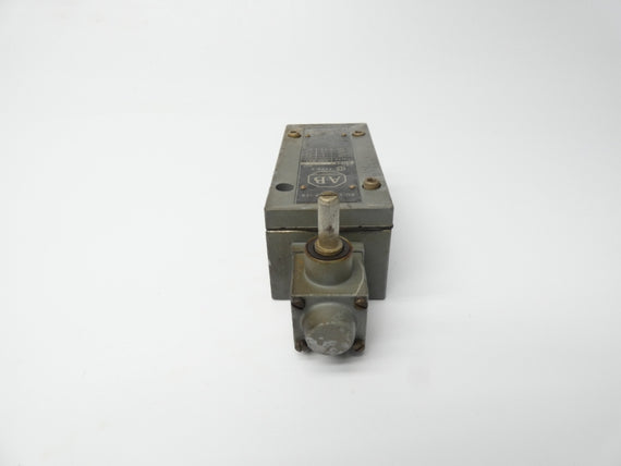 ALLEN BRADLEY 802X-A4 SER. C 600V 6A UNMP