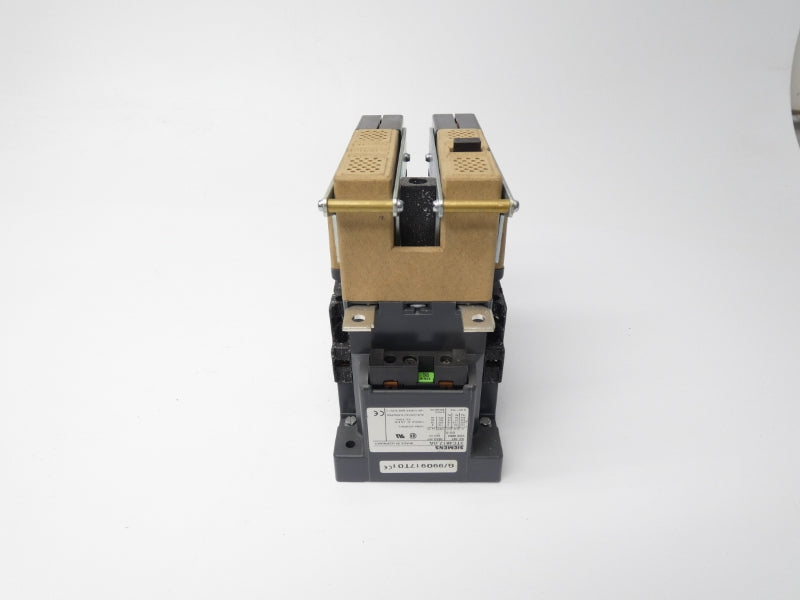 SIEMENS 3TC4817-0AG4 125VDC 75/68A UNMP