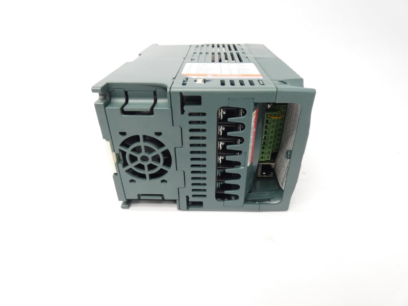 RELIANCE ELECTRIC 6MDDN-2P3102 6MB40001 SER. A F/W 3.03 342-528V 3.2A NSNP