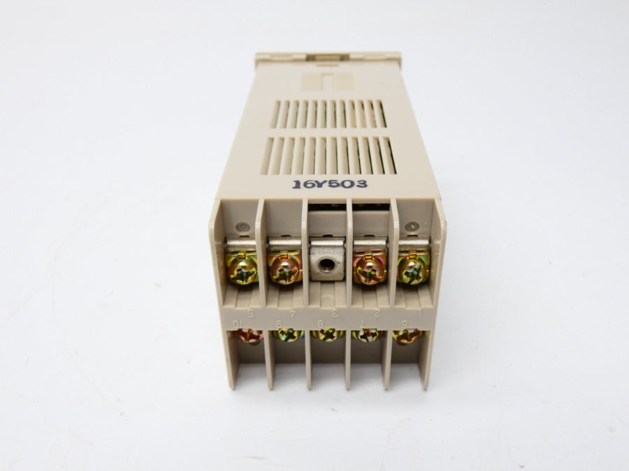 OMRON E5CS-R1KJX-F 100-240VAC 3A (AS PICTURED1) NSNP