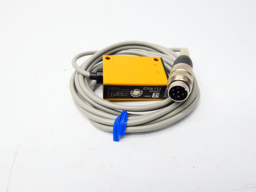 OMRON E3J-R1C3 10-30VDC NSNP