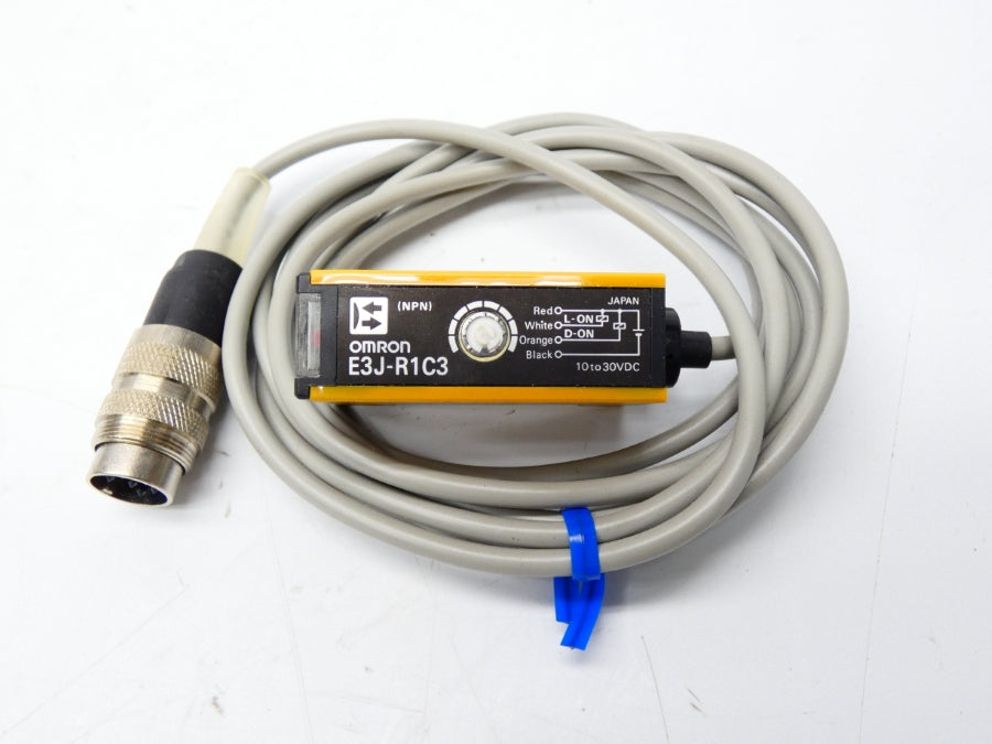 OMRON E3J-R1C3 10-30VDC NSNP