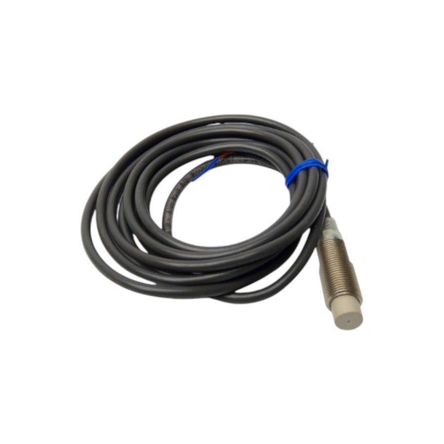 OMRON E2E-X5MF2 12-24VDC NSNP