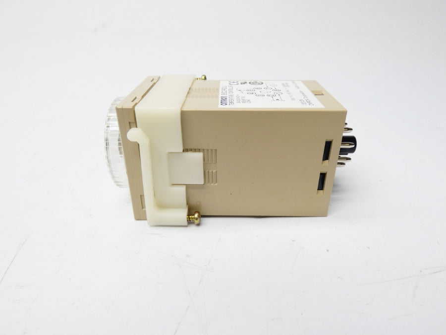 OMRON E5C2-R20J 100-120VAC 3A 0-400C NSNP
