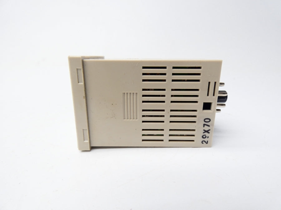 OMRON H5CR-L 100-240VAC 5A NSNP