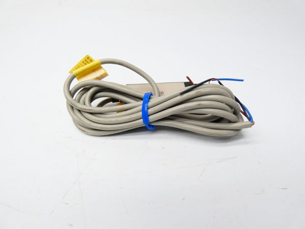 OMRON E3XR-GM5GE4 12-24VDC NSNP