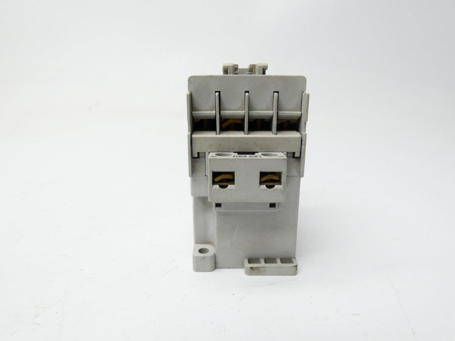 ALLEN BRADLEY 104-C09D22 SER. A 110-120V 32A (AS PICTURED) UNMP