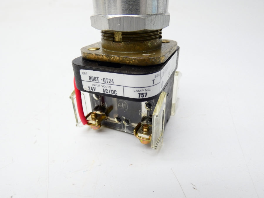 ALLEN BRADLEY 800T-QT24 SER. T 24V NSNP