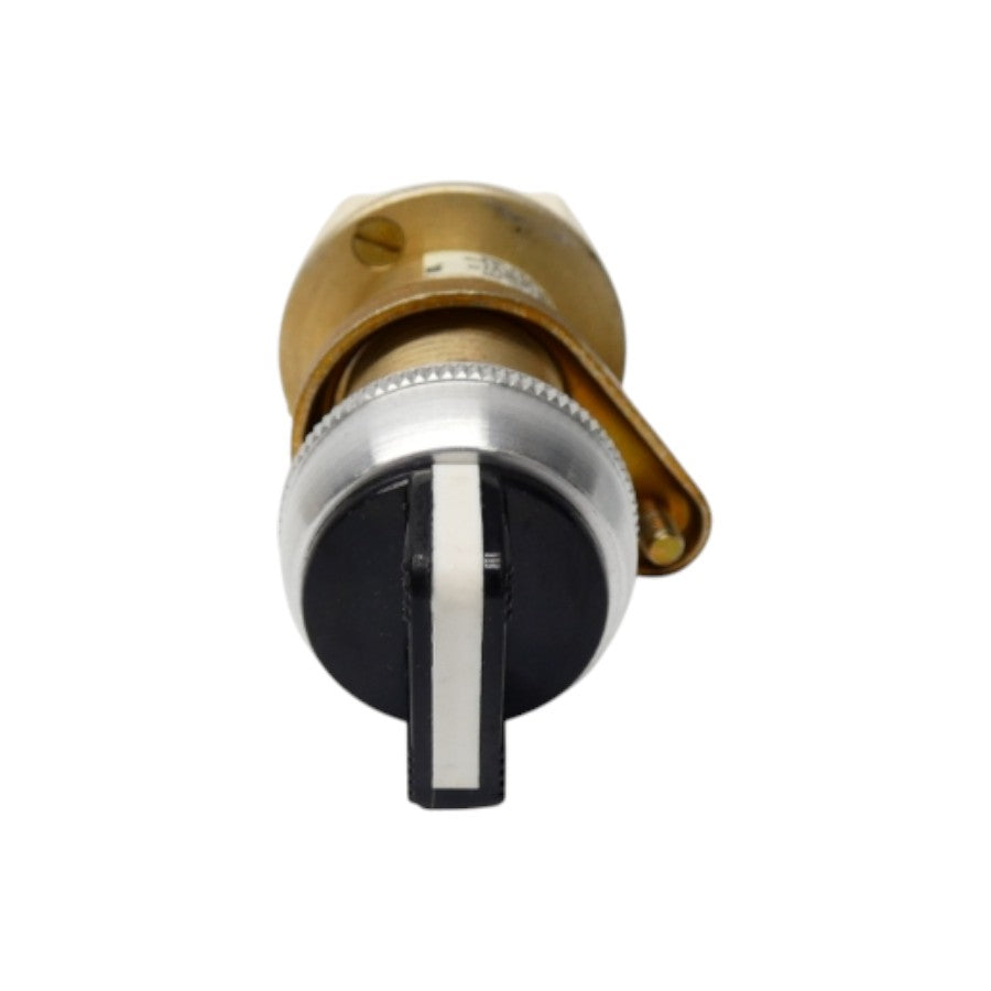 ALLEN BRADLEY 800H-JP2KB7 SER. C NSNP