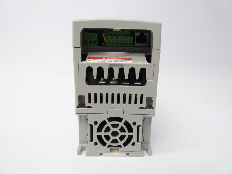ALLEN BRADLEY 22A-B8P0N104 SER. A F/W 6.01 180-264V 9.5A NSNP