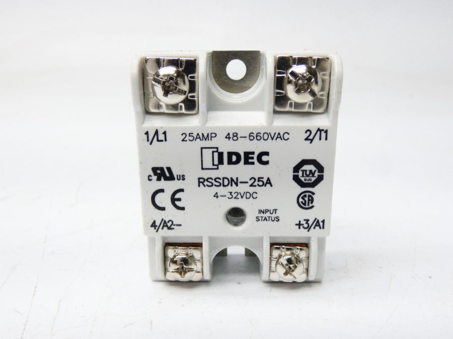 IDEC RSSDN-25A 4-32VDC 25A NSNP