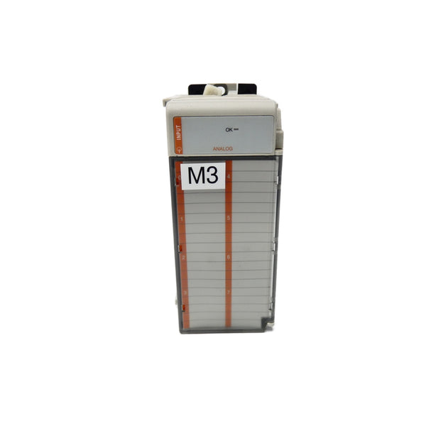 ALLEN BRADLEY 1769-IF8 SER. A F/W 1.1 VER. 02 24VDC 0.12A UNMP