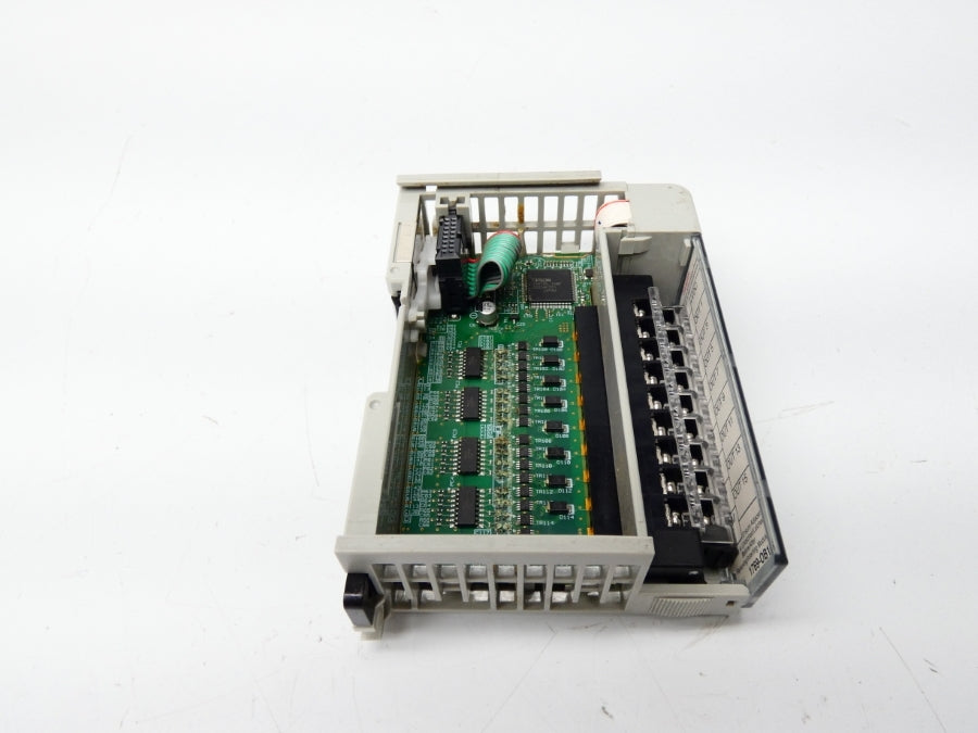 ALLEN BRADLEY 1769-OB16 SER. B F/W 3.1 VER. 06 24VDC 0.2A UNMP