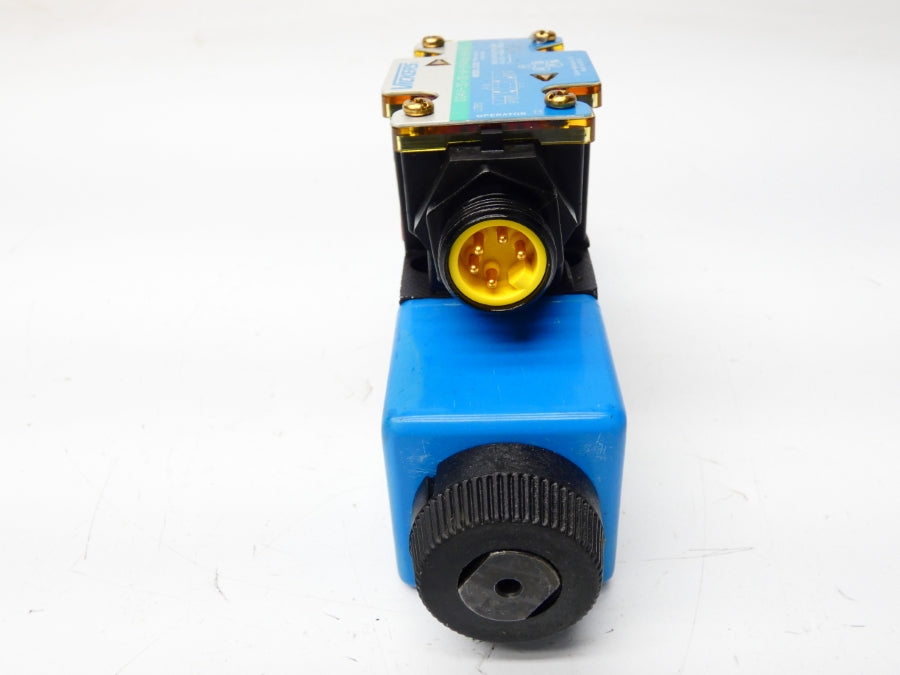 VICKERS DG4V-35-2C-M-FPA5WL-B5-60 02-109690 110/120V .48/.46A 5000PSI NSNP