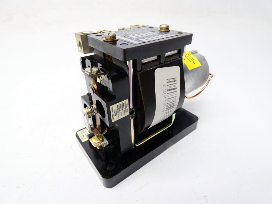 ALLEN BRADLEY 810-A03A SER. B 6.1VAC 4A (BR/WH) NSMP