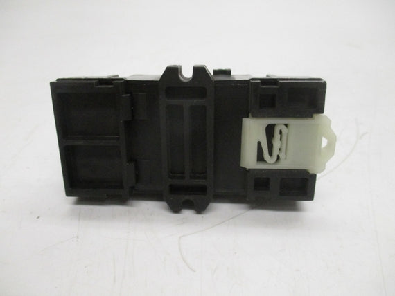 RELAY SOCKET 29513 NSNP