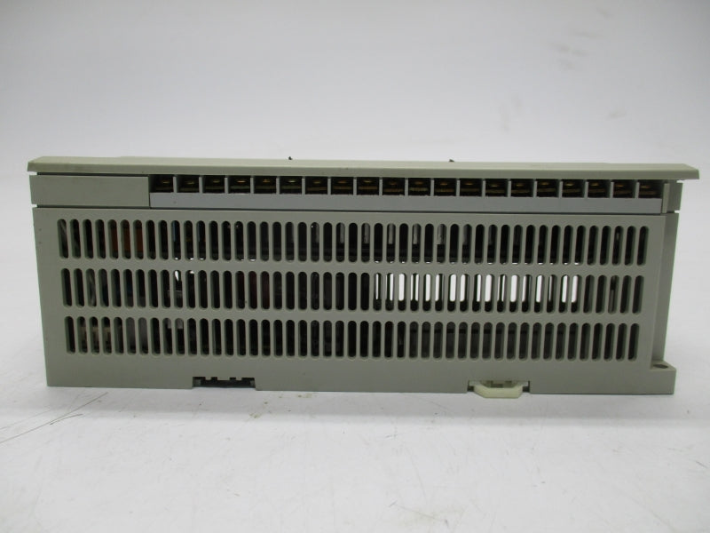 ALLEN BRADLEY 1761-L32AWA SER.D 100/120VAC F/W 1.0 100-240VAC UNMP