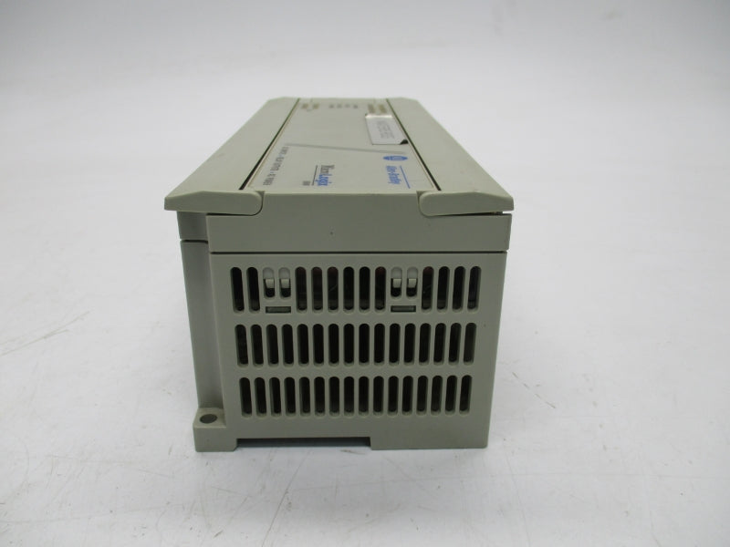 ALLEN BRADLEY 1761-L32AWA SER.D 100/120VAC F/W 1.0 100-240VAC UNMP