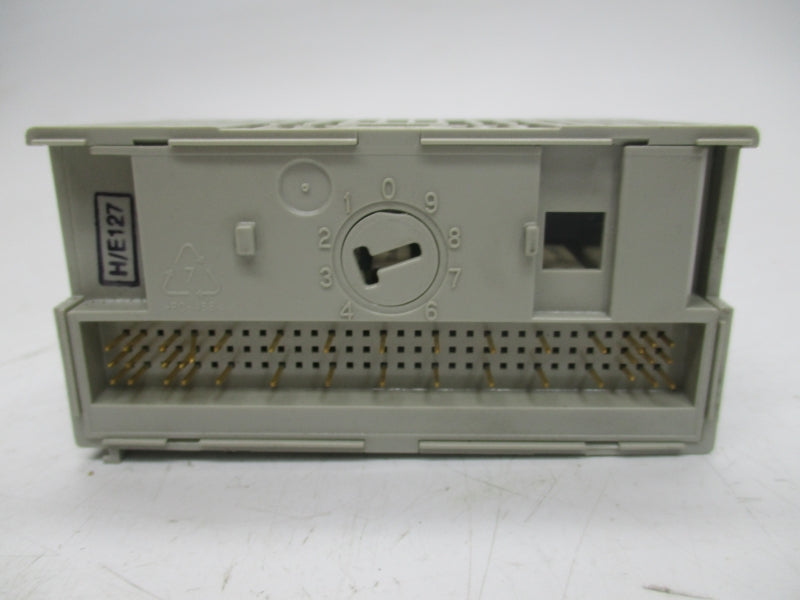 ALLEN BRADLEY 1794-IA8 SER. A REV. B01 120VAC UNMP