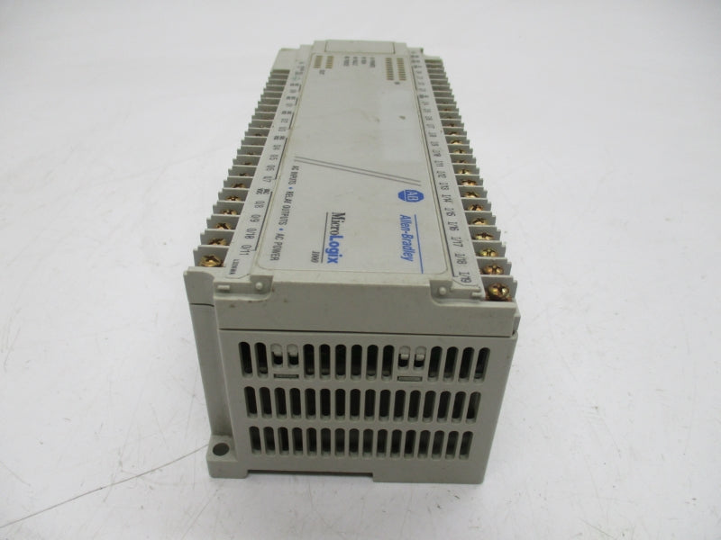 ALLEN BRADLEY 1761-L32AWA SER. D F/W 1.0 100/120VAC (NO DOORS) UNMP