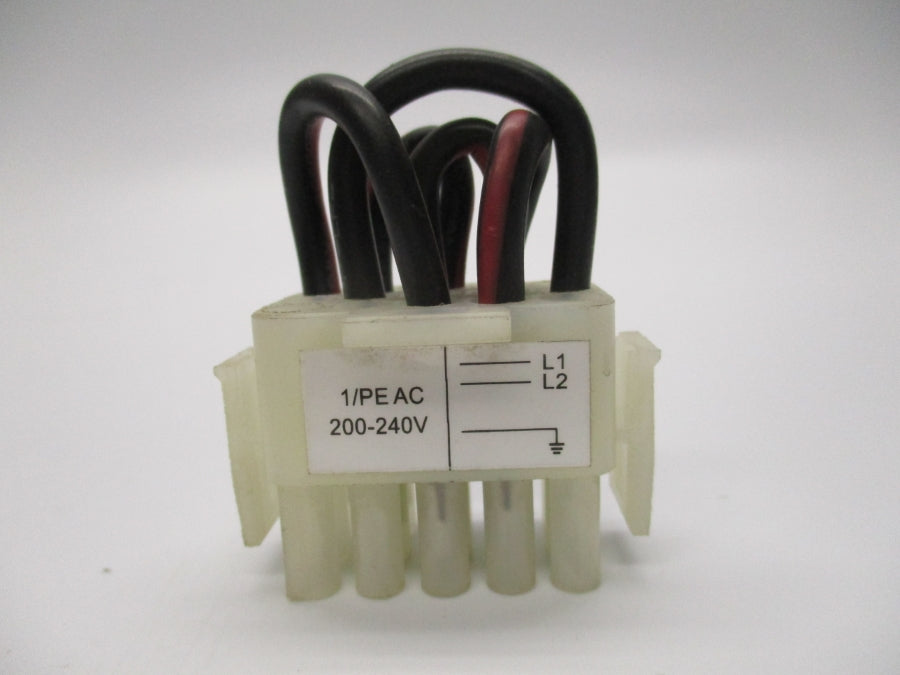 PLUG 227567 200-240V UNMP