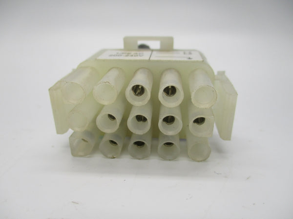 PLUG 227567 200-240V UNMP