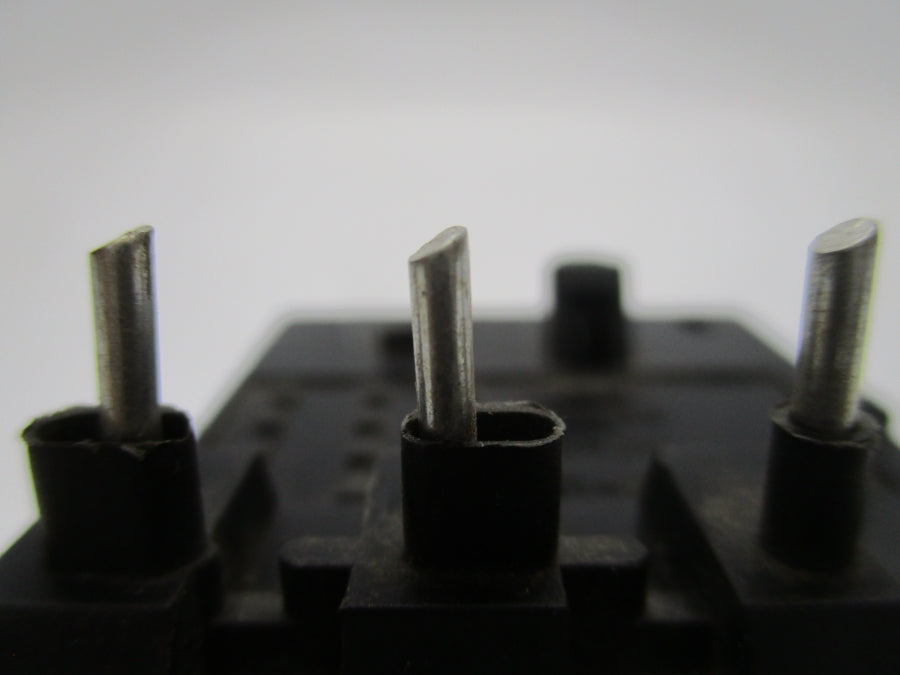 TELEMECANIQUE LR1-D09303 660VAC 0.25-0.40A UNMP