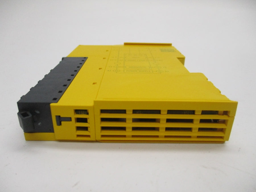 SICK RLY3-0SSD200 1085344 24VDC 12A NSMP